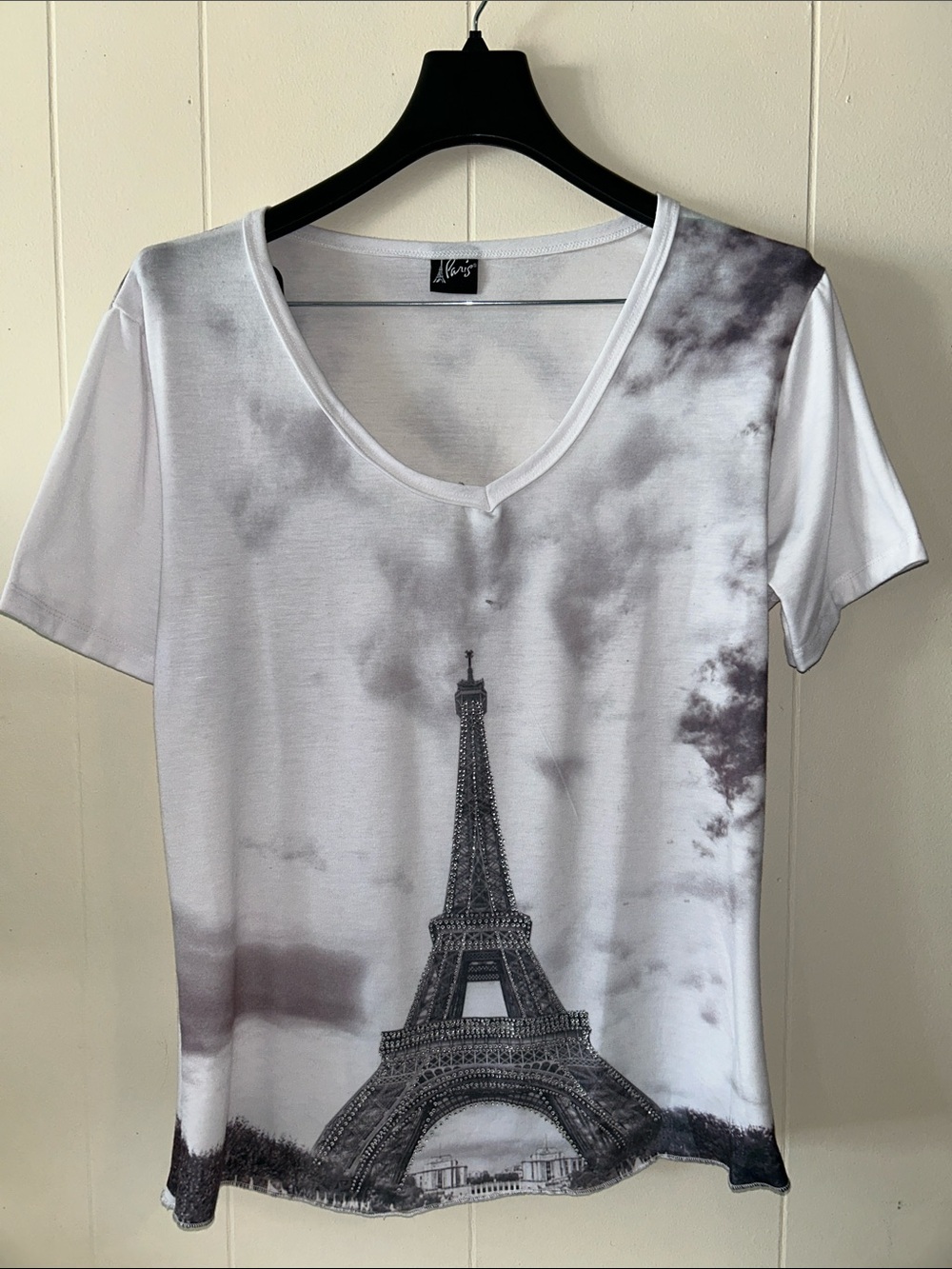 PARIS White and Gray Eiffel Tower V-Neck Tee 2XL